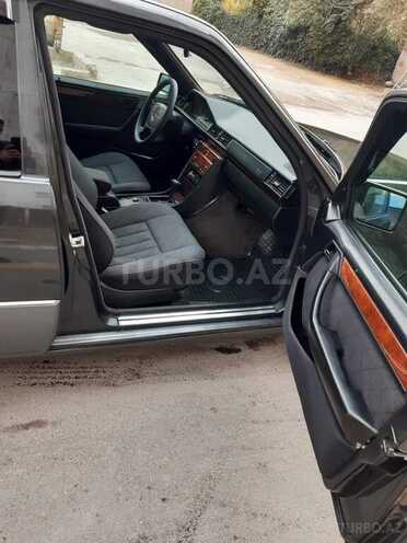 Mercedes E 200 1994, 220,000 km - 2.0 л - Bakı