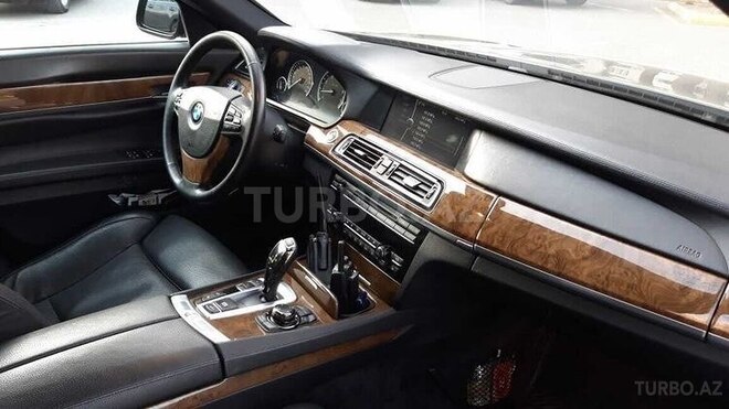 BMW 750 2009, 160,000 km - 4.4 л - Bakı
