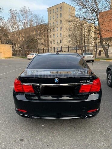 BMW 750 2009, 160,000 km - 4.4 л - Bakı