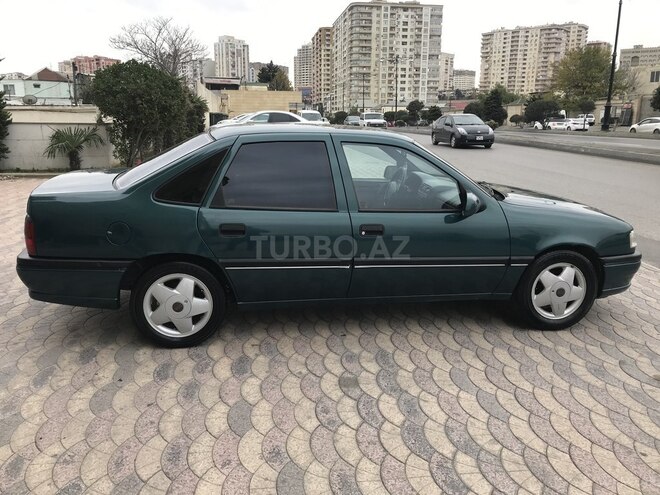 Opel Vectra 1994, 350,000 km - 2.0 l - Bakı