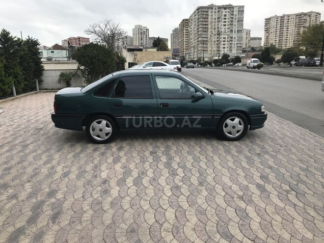 Opel Vectra 1994, 350,000 km - 2.0 l - Bakı
