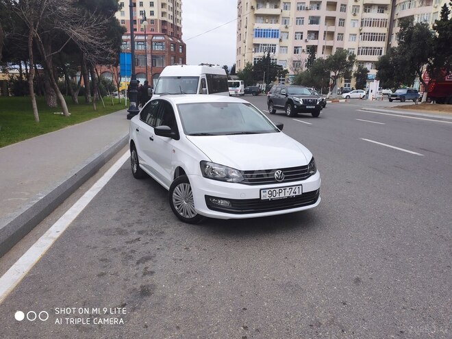 Volkswagen Polo 2018, 60,000 km - 1.5 l - Bakı