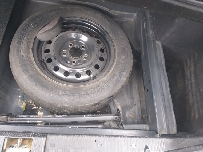Mercedes E 240 1998, 271,000 km - 2.4 l - Sumqayıt
