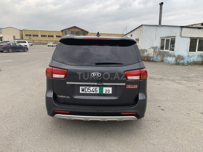 Kia Carnival 2015, 45,500 km - 2.2 л - Bakı