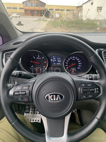 Kia Carnival 2015, 45,500 km - 2.2 л - Bakı