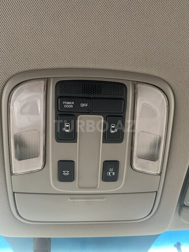 Kia Carnival 2015, 45,500 km - 2.2 л - Bakı