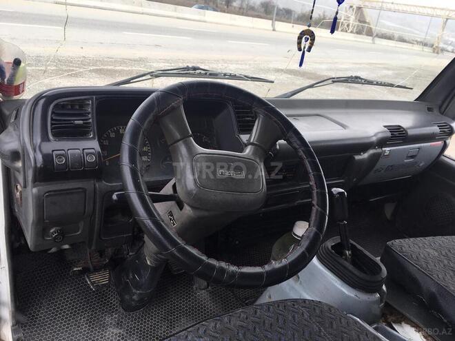 Isuzu NPR 2003, 259 km - 0.5 l - Qobustan
