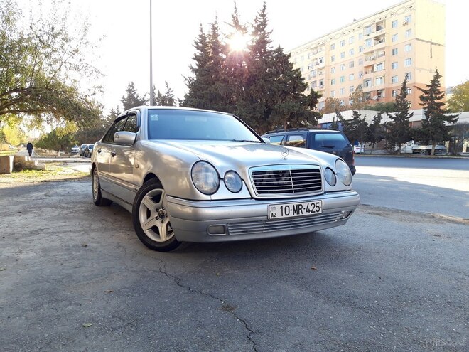 Mercedes E 290 1997, 328,000 km - 2.9 l - Sumqayıt