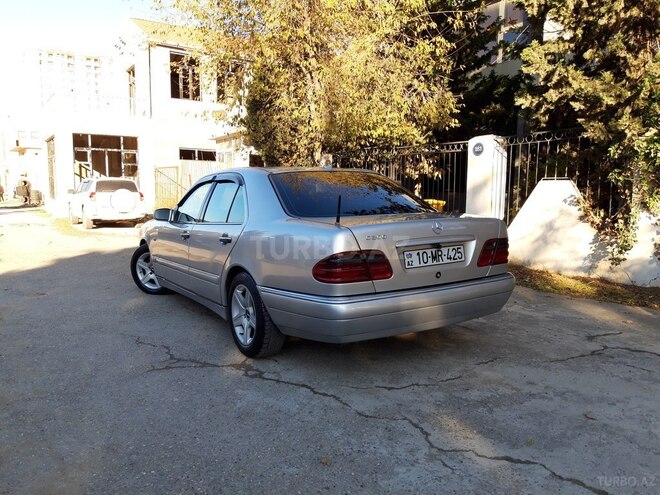 Mercedes E 290 1997, 328,000 km - 2.9 l - Sumqayıt