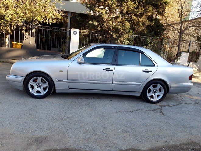 Mercedes E 290 1997, 328,000 km - 2.9 l - Sumqayıt