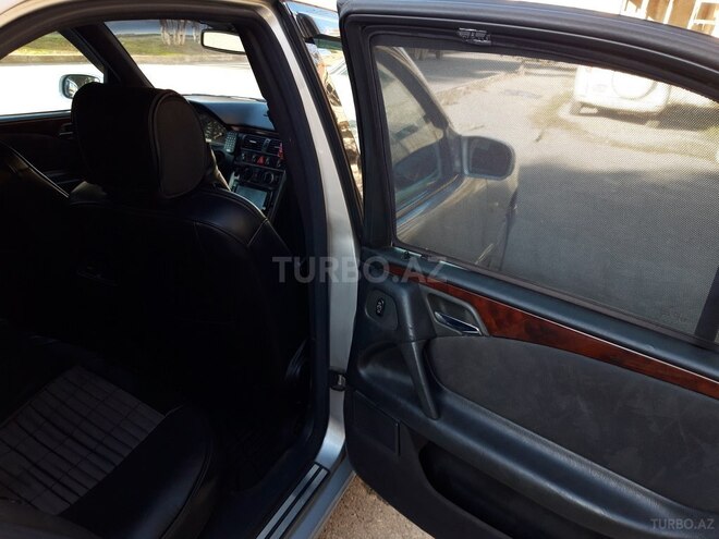 Mercedes E 290 1997, 328,000 km - 2.9 l - Sumqayıt