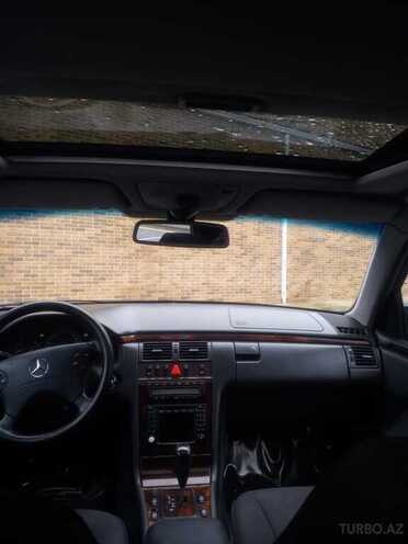 Mercedes E 280 2000, 310,000 km - 2.8 l - Bakı