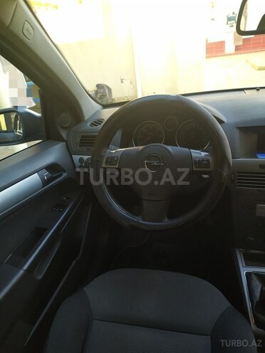 Opel Astra 2006, 237,123 km - 1.3 л - Gəncə