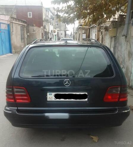 Mercedes E 240 2000, 215,000 km - 2.4 л - Bakı