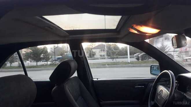 Mercedes E 230 1998, 339,000 km - 2.3 l - Tovuz