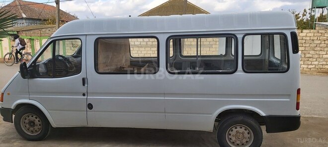 Ford Transit 2000, 260,000 km - 2.5 l - Cəlilabad