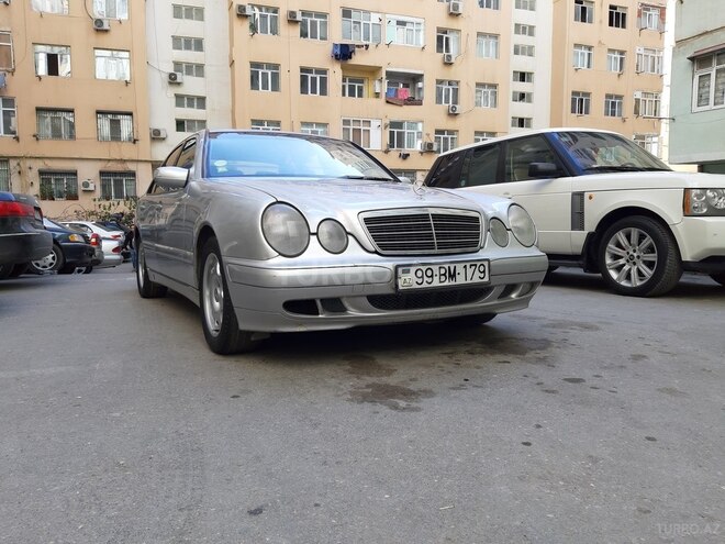 Mercedes E 220 2000, 375,000 km - 2.2 l - Bakı