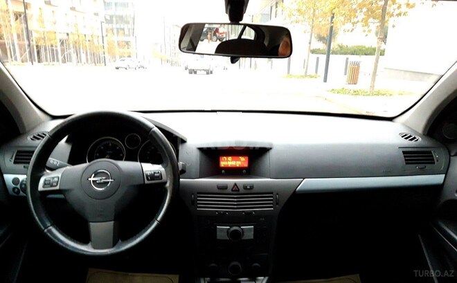 Opel Astra 2006, 245,840 km - 1.3 л - Bakı