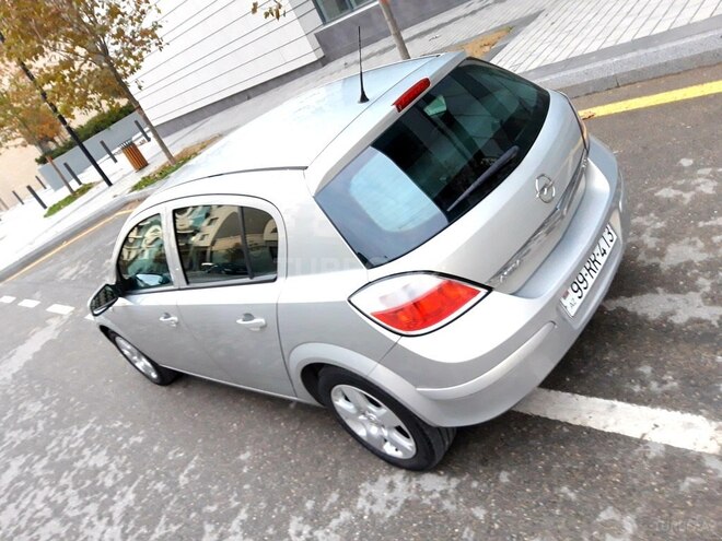 Opel Astra 2006, 245,840 km - 1.3 л - Bakı