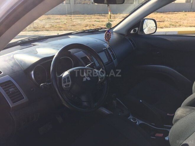 Mitsubishi Outlander 2007, 188,400 km - 3.0 l - Bakı
