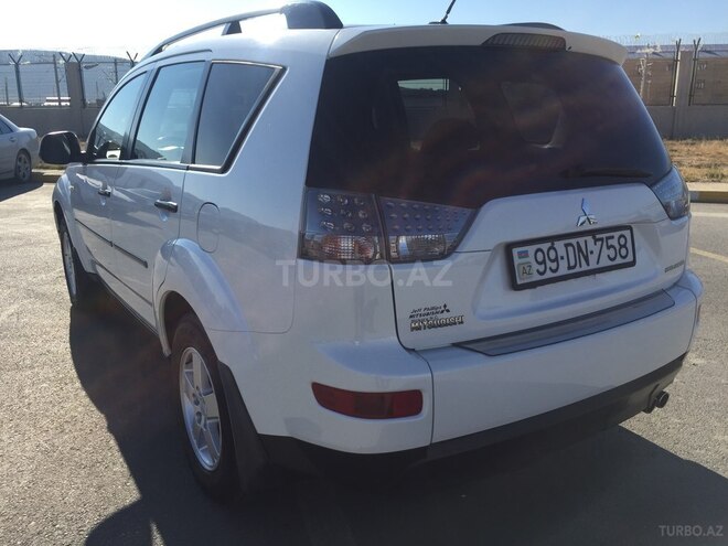 Mitsubishi Outlander 2007, 188,400 km - 3.0 l - Bakı