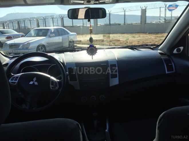 Mitsubishi Outlander 2007, 188,400 km - 3.0 l - Bakı