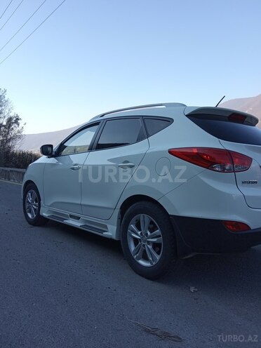 Hyundai ix35 2010, 89,000 km - 2.0 l - Şəki