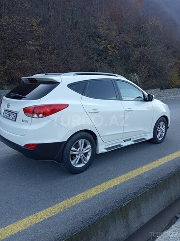 Hyundai ix35 2010, 89,000 km - 2.0 l - Şəki
