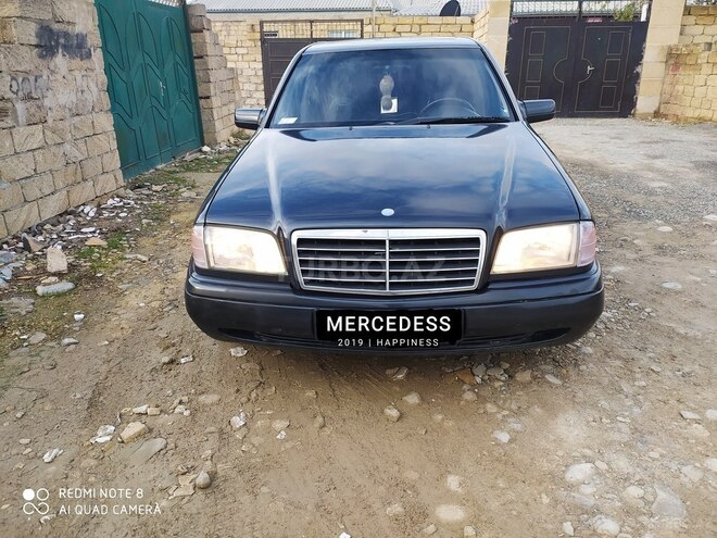 Mercedes C 220 1995, 240,000 km - 2.2 l - Sumqayıt