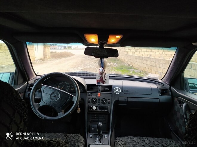 Mercedes C 220 1995, 240,000 km - 2.2 l - Sumqayıt