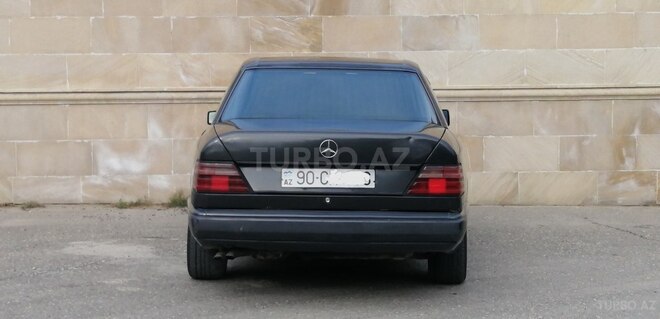Mercedes E 200 1990, 345,000 km - 2.0 л - Bakı
