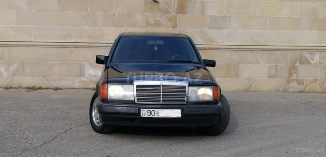 Mercedes E 200 1990, 345,000 km - 2.0 л - Bakı