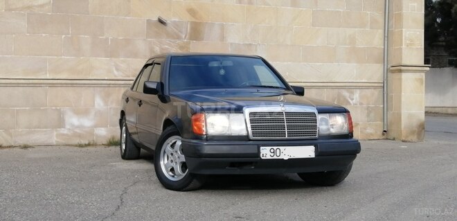Mercedes E 200 1990, 345,000 km - 2.0 л - Bakı