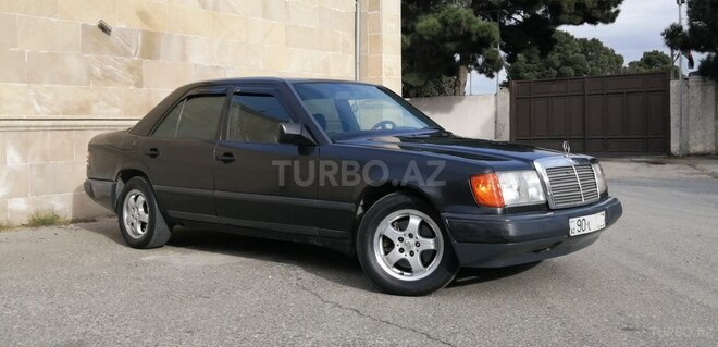 Mercedes E 200 1990, 345,000 km - 2.0 л - Bakı