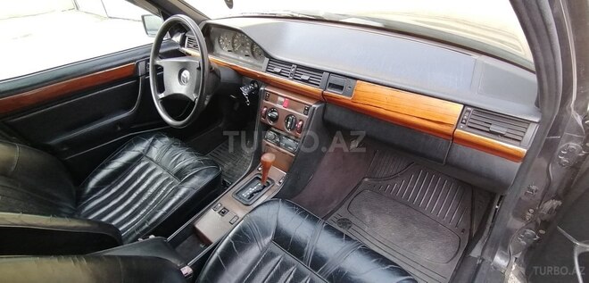 Mercedes E 200 1990, 345,000 km - 2.0 л - Bakı