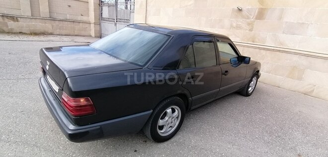 Mercedes E 200 1990, 345,000 km - 2.0 л - Bakı