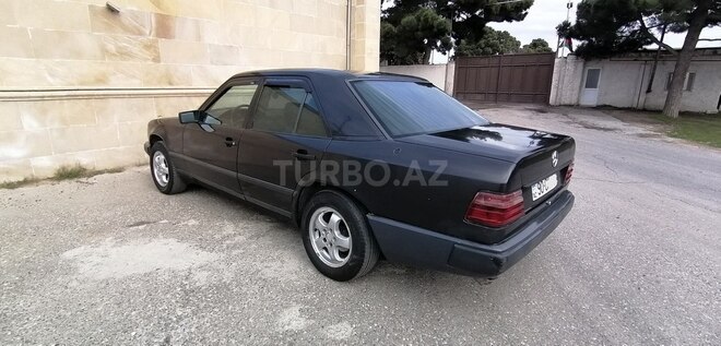 Mercedes E 200 1990, 345,000 km - 2.0 л - Bakı
