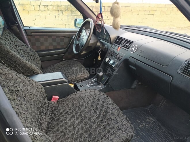 Mercedes C 220 1995, 240,000 km - 2.2 l - Sumqayıt