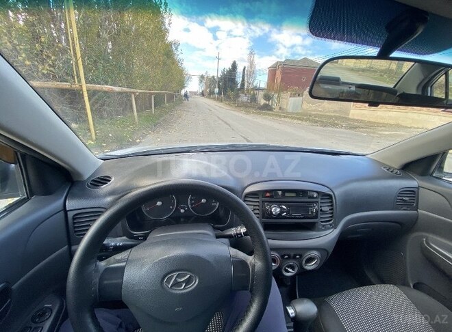 Hyundai Accent 2009, 360,000 km - 1.4 l - Bakı