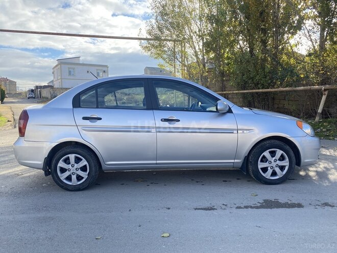 Hyundai Accent 2009, 360,000 km - 1.4 l - Bakı