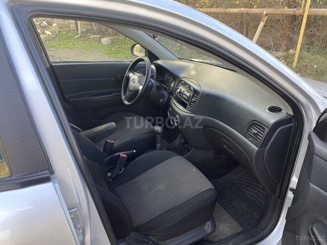 Hyundai Accent 2009, 360,000 km - 1.4 l - Bakı