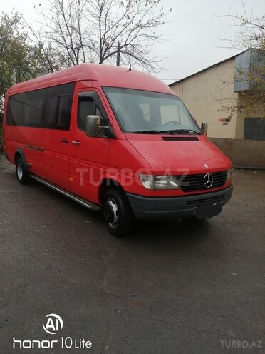 Mercedes Sprinter 412 1998, 348,000 km - 2.9 л - Qax