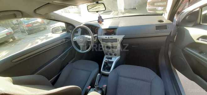 Opel Astra 2009, 130,000 km - 1.4 l - Bakı