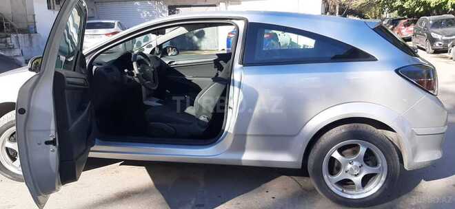 Opel Astra 2009, 130,000 km - 1.4 l - Bakı