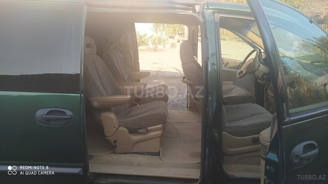 Chrysler Voyager 1996, 234,562 km - 2.0 л - Ucar