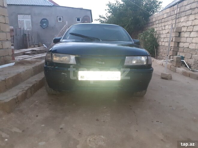 Opel Vectra 1992, 462,359 km - 1.7 л - Bakı