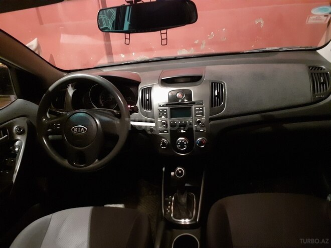 Kia Cerato 2011, 170,600 km - 1.6 l - Sumqayıt