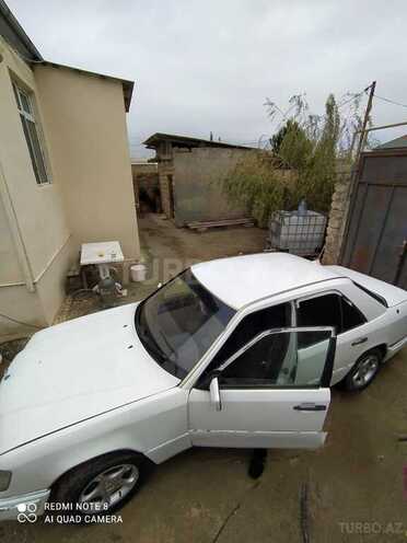 Mercedes E 200 1992, 311,111 km - 2.0 l - Bakı