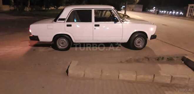 LADA (VAZ) 2107 2009, 140,000 km - 1.6 л - Saatlı