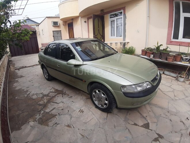 Opel Vectra 1996, 250,000 km - 2.0 l - Bakı